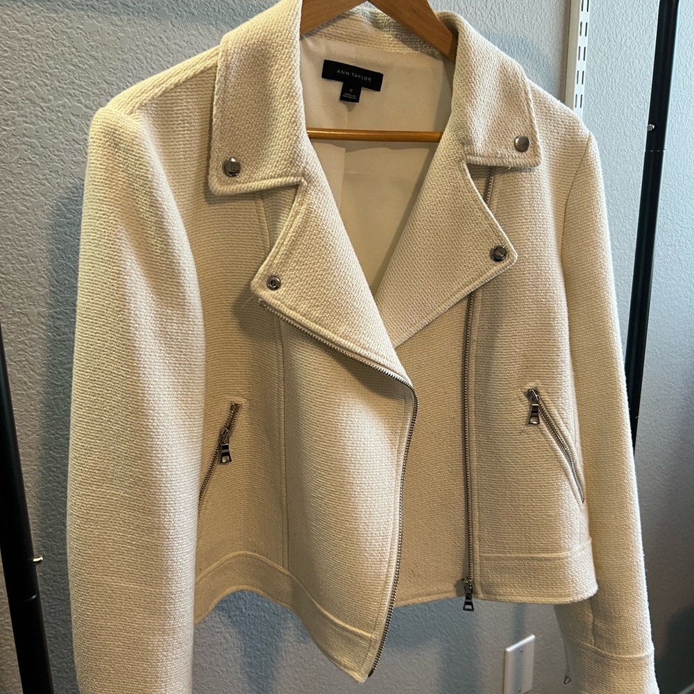 Anne Taylor Women's White Boucle Moto Jacket